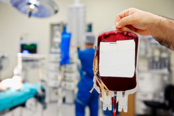 Pretreating Transfused Erythrocytes with NO Prevents Pulmonary Hypertension