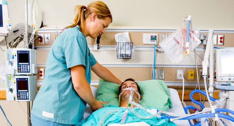 Hospitals struggle to address terrifying and long-lasting 'ICU delirium'
