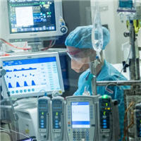 Pandemic Triggers Mass Exodus of Critical Care Nurses